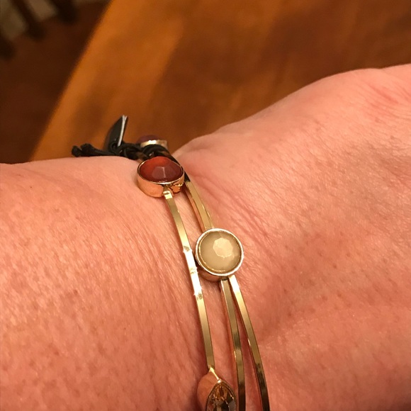 Gorgeous Lane Bryant triple gold tone bracelets❤️ - Picture 6 of 7